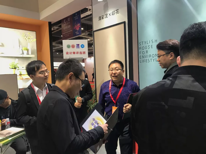 祝賀萬(wàn)磊 | 上海建博會(huì)首日，萬(wàn)磊獲TOP品牌之譽(yù)！